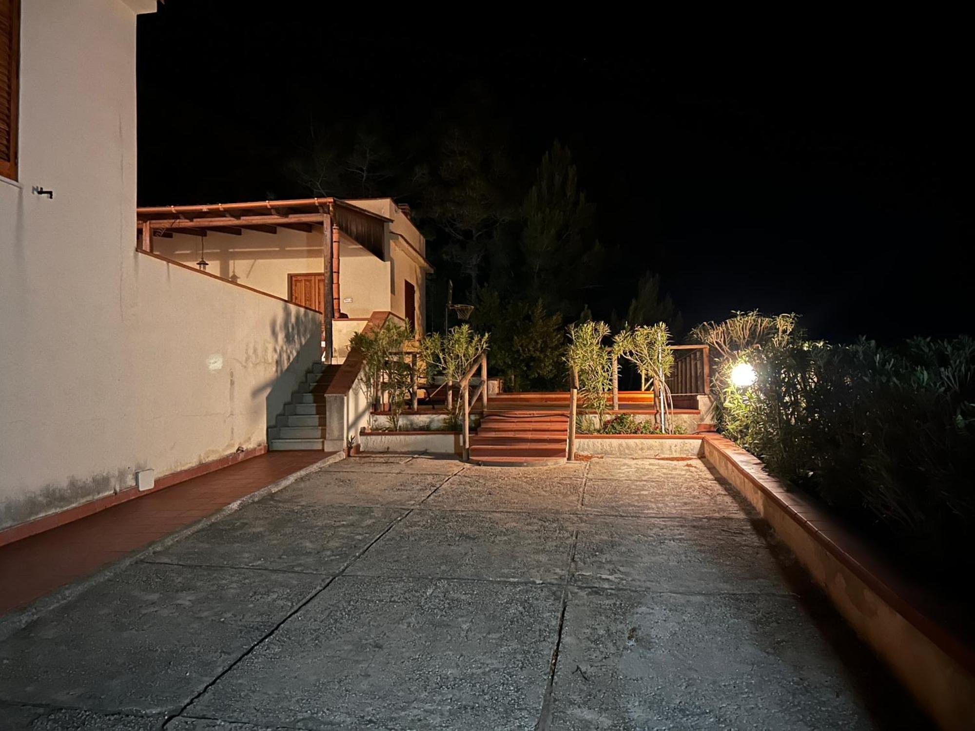 La Pineta Al Mare Apartment Ериче Екстериор снимка